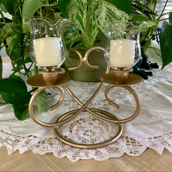 SOLD!!Vintage Candle holder- tulip votive cups, gold tone metal